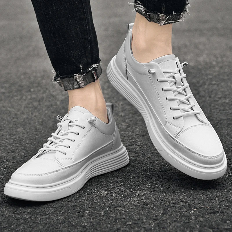 Men’s Low-Top Sneakers with Tonal Stitching and Lace-Up Closure